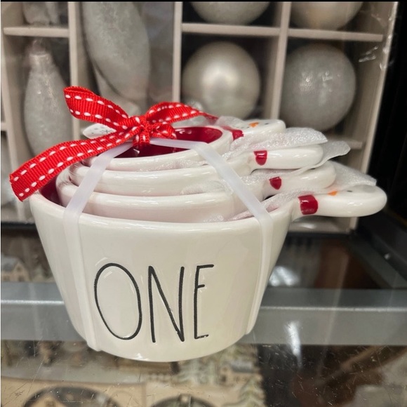 Rae Dunn Snowman Measuring Cups New - Picture 1 of 3
